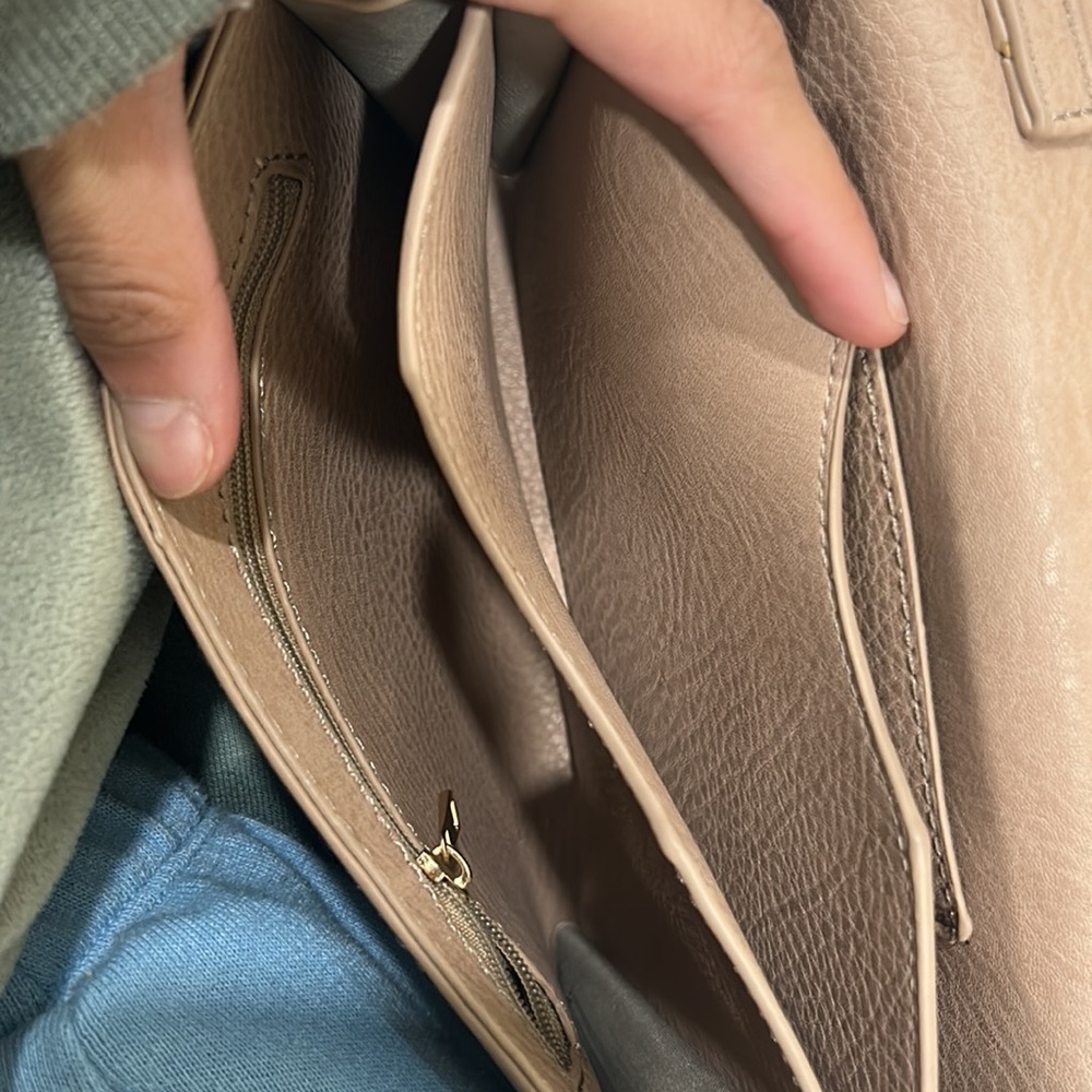 Purse - Picture 5 of 5